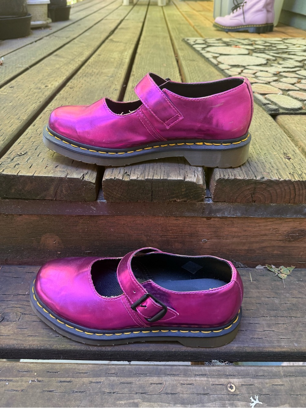 Dr. Martens 5026 Mary Jane Metallic Pink Fuschia UK7 US9 vintage Y2K - Picture 2 of 9